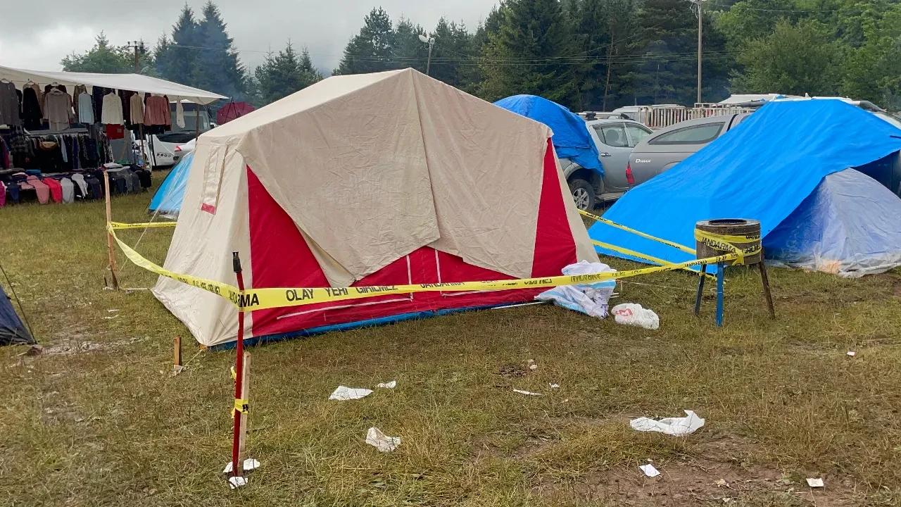 Tatil için memleketine giden polis memurundan acı haber! Çadırda ölü bulundu