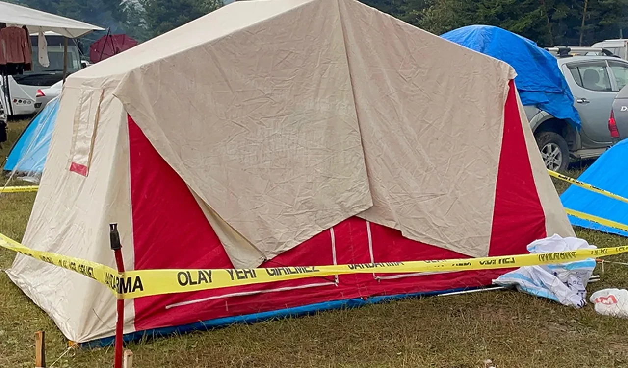 Tatil için memleketine giden polis memurundan acı haber! Çadırda ölü bulundu