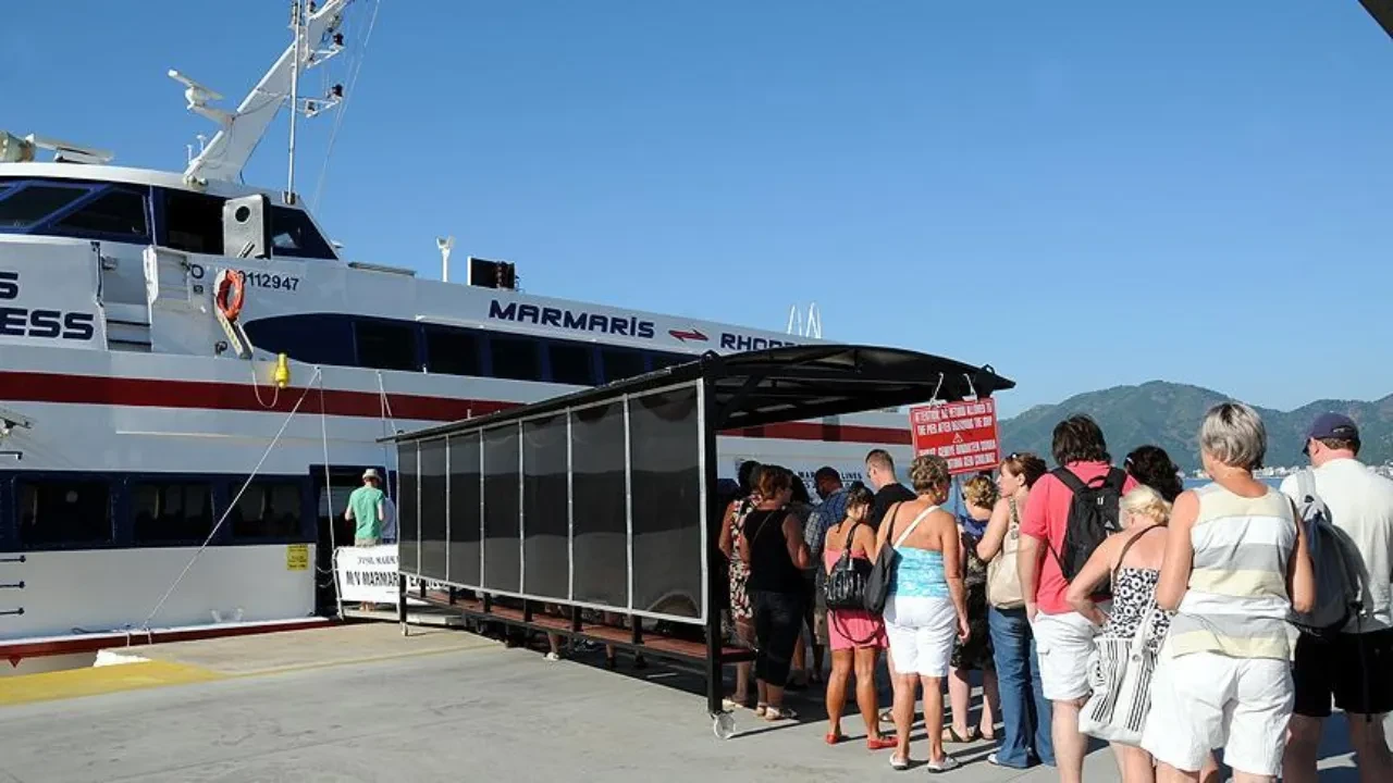 Türkiye ile Yunanistan arasında turizmde yeni dönem: Protokol imzalandı