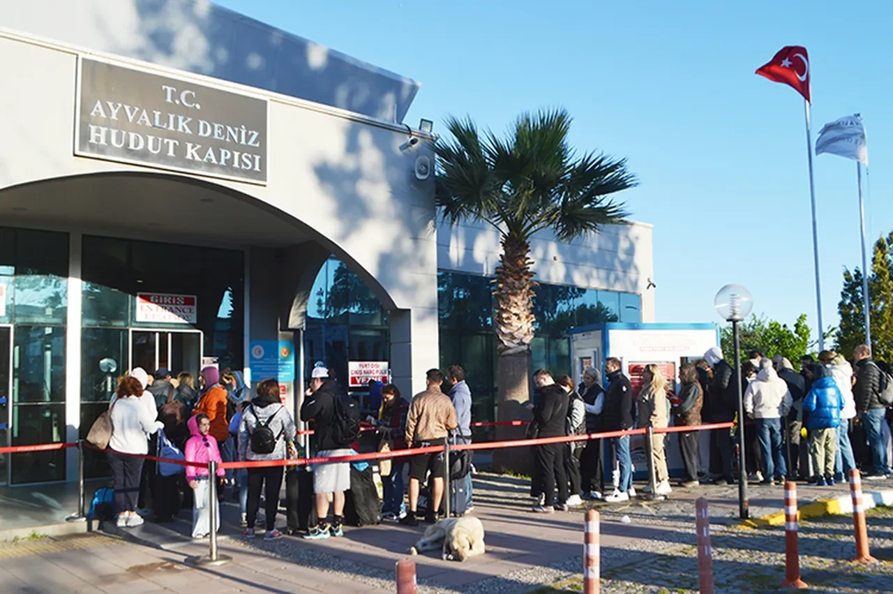 Türkiye ile Yunanistan arasında turizmde yeni dönem: Protokol imzalandı