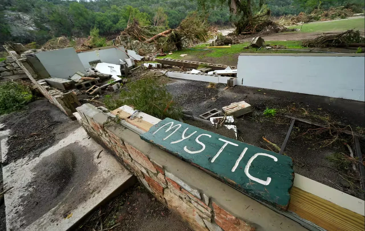 ABD'de sel felaketi büyüyor! En az 50 kişi öldü, kampa giden 24 çocuk kayıp