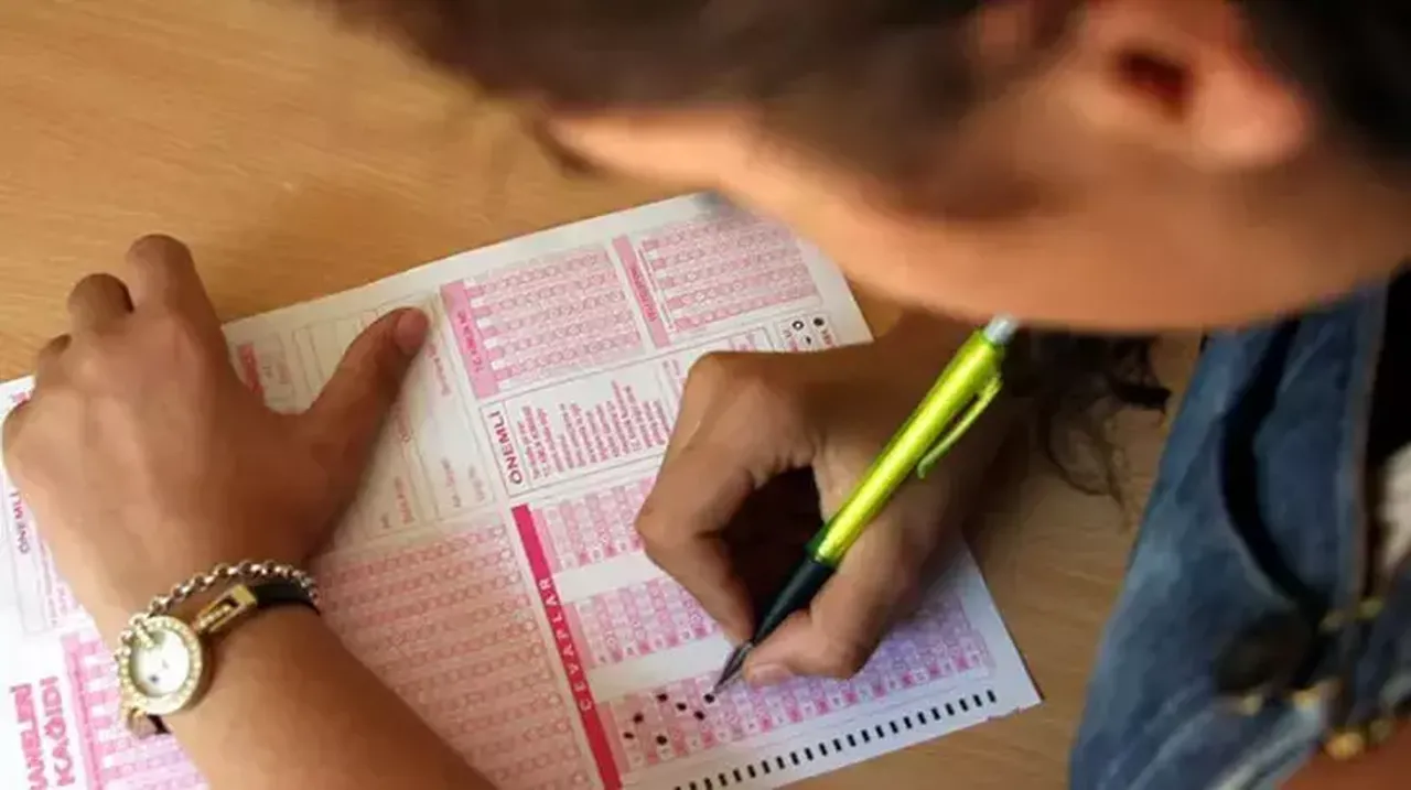 Açık lise AÖL sınavı ne zaman? AÖL sınav giriş belgesi araştırılıyor