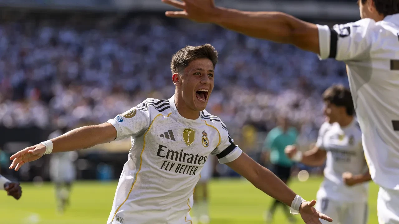 Arda Güler'den asist şov: Real Madrid yarı finalde