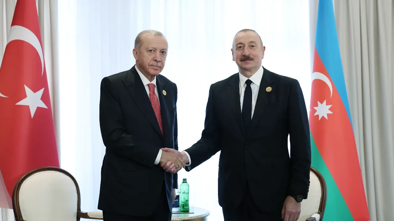 Erdoğan'ın arabulucu rolü yine gündemde! Rusya-Azerbaycan krizine dair sözleri geniş yankı uyandırdı