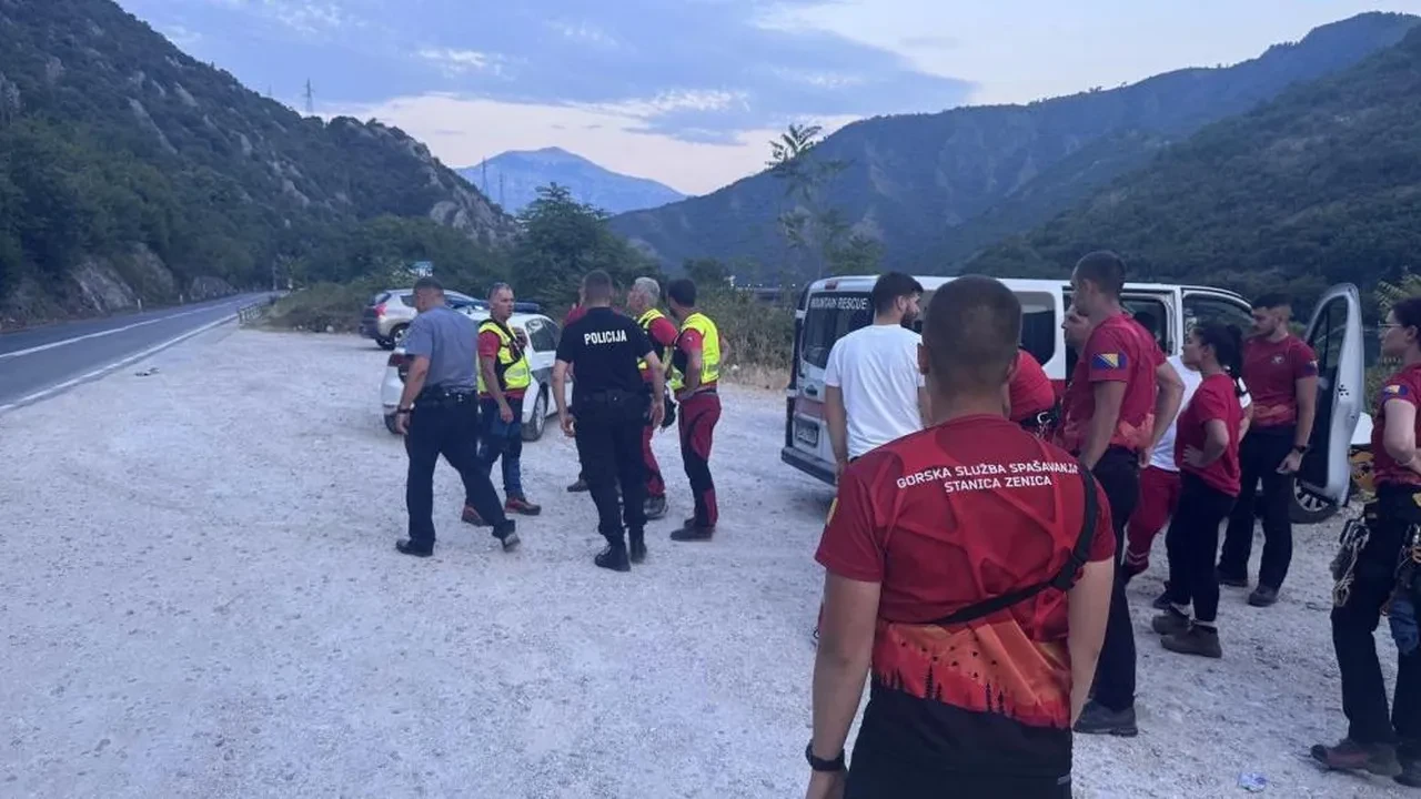 Mostar'da dağda kayıplara karışan Türk grup son anda kurtarıldı