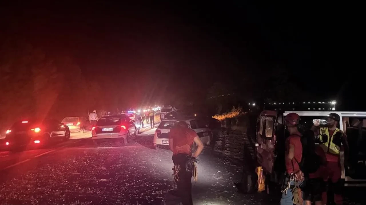 Mostar'da dağda kayıplara karışan Türk grup son anda kurtarıldı