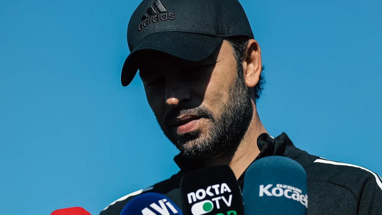 Selçuk İnan'a Juventuslu orta saha: Kocaelispor'da transfer resmiyet kazandı! 