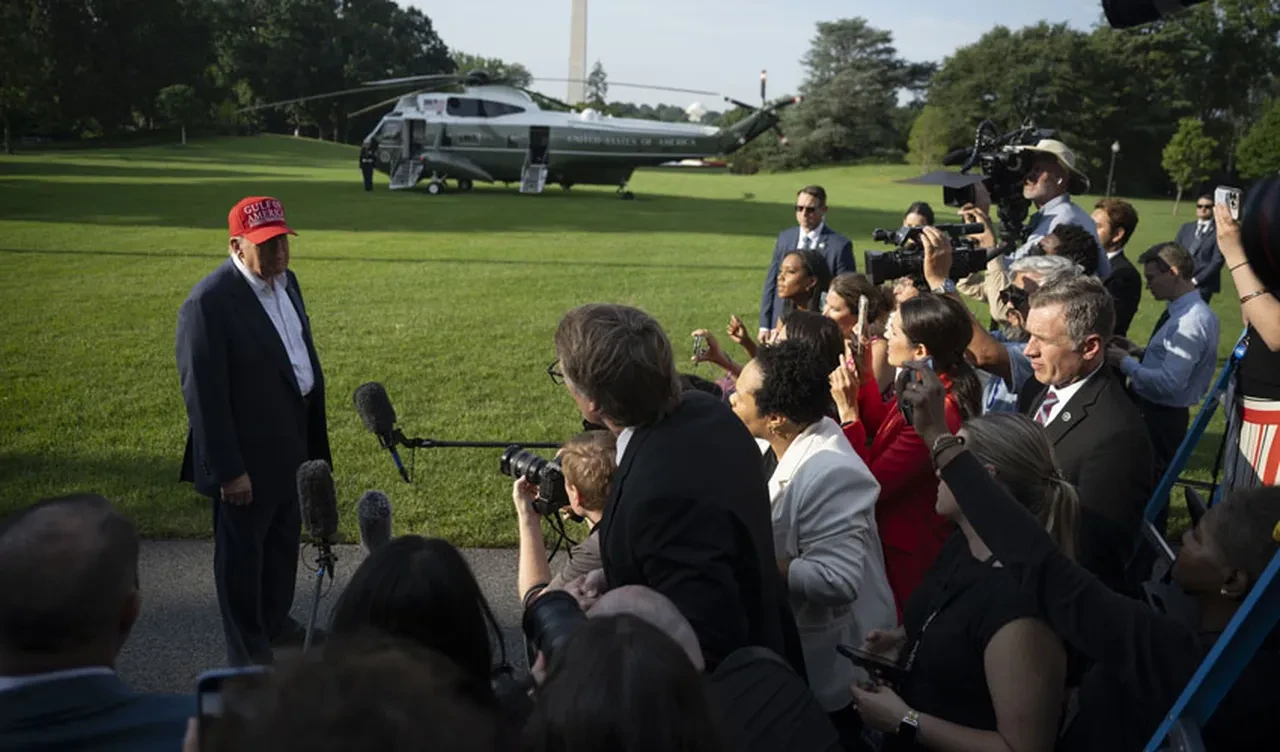 ''Timsah Alcatraz'ı''nda tek tehlike vahşi hayvanlar değil! Trump'ın göçmen merkezi ölümcül sineklerle kaplı