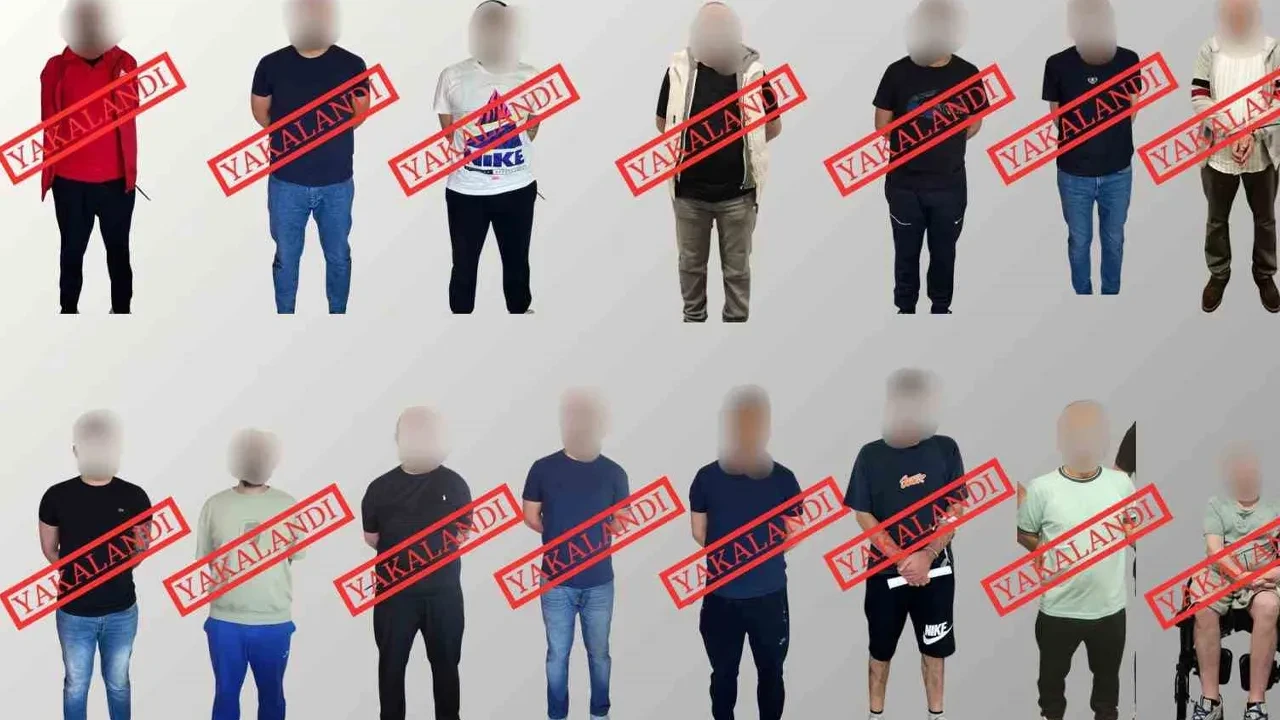 Bakan Yerlikaya duyurdu! Yurt dışına kaçan 15 suçlu Türkiye'ye iade edildi