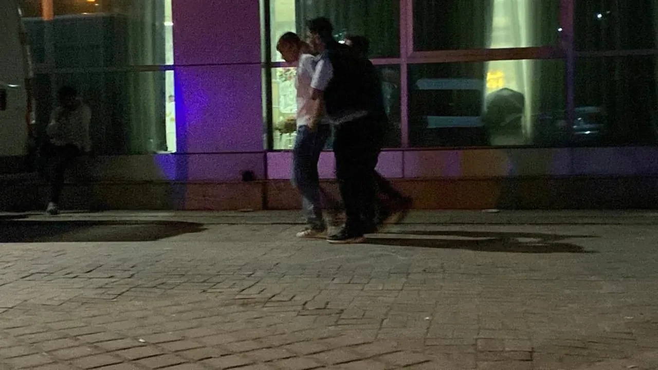 Düğünde 'oyun' kavgası! Gelin ve damadın en mutlu günü zehir oldu: Gözaltılar var