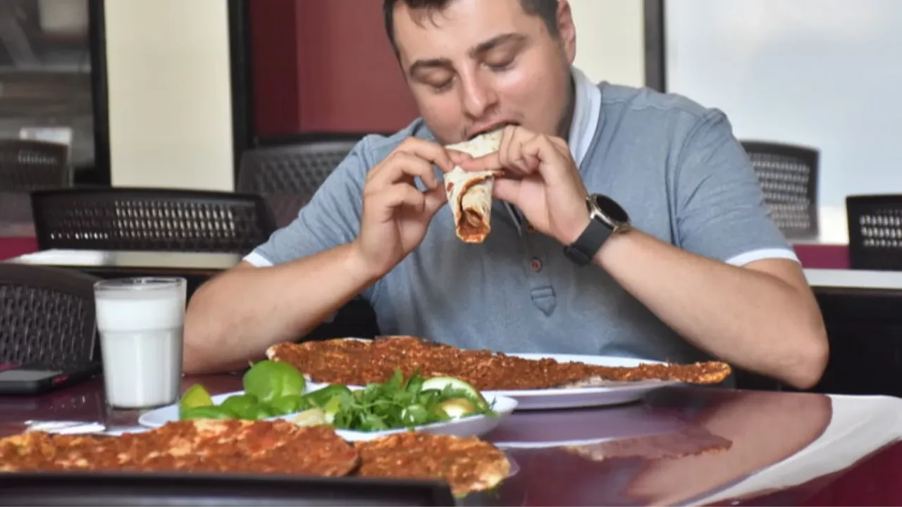 En pahalı lahmacun o şehirde! 2025 ilk çeyreğinin lahmacun endeksi açıklandı! 