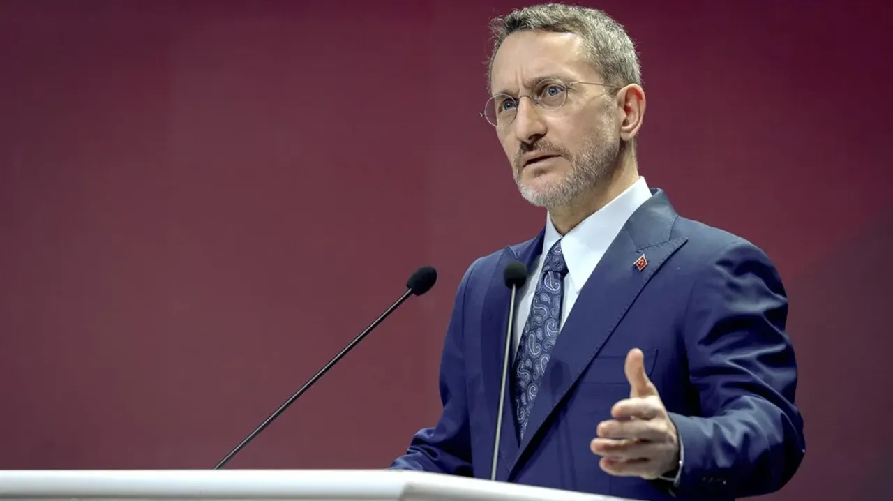 Fahrettin Altun'dan Cumhurbaşkanı Erdoğan'ı tehdit eden Özel'e sert tepki  