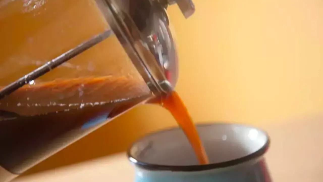 Kahve içeceğim derken gözünüzden olmayın! Körlüğe neden oluyor