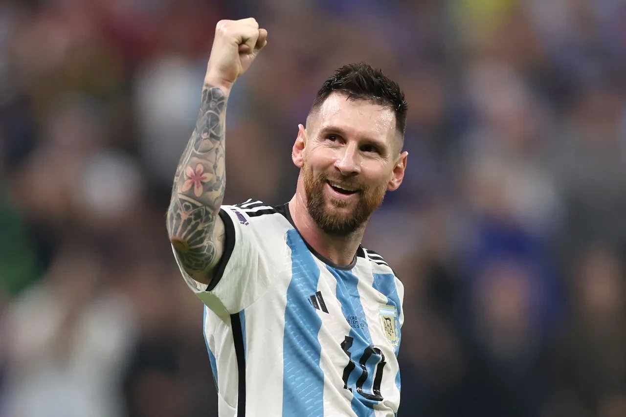 Messi'nin yeni takımı belli oldu! Fransızlar duyurdu: Görüşmeler başladı