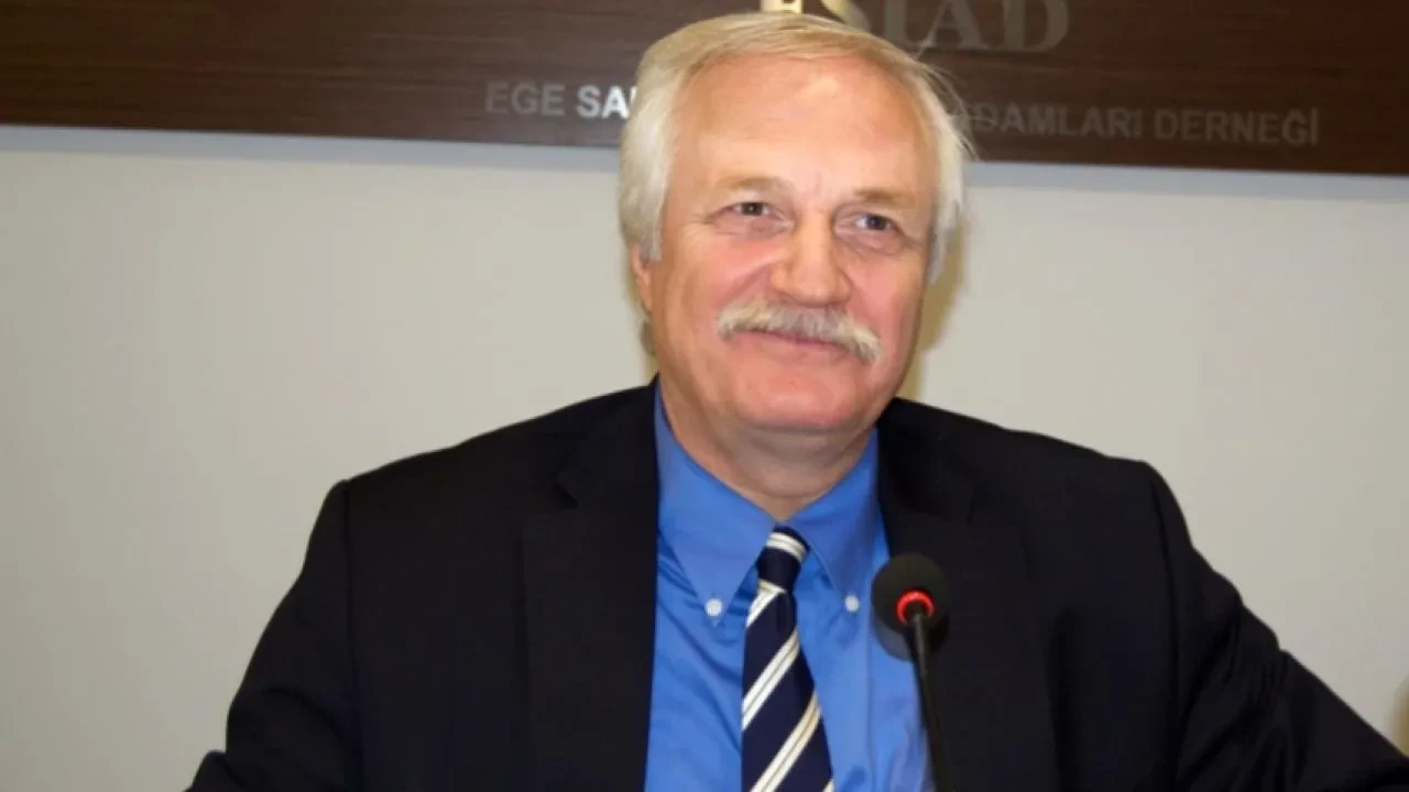 Murat Özçelik kimdir? Eski Genel Başkan Yardımcısı CHP’den istifa etti