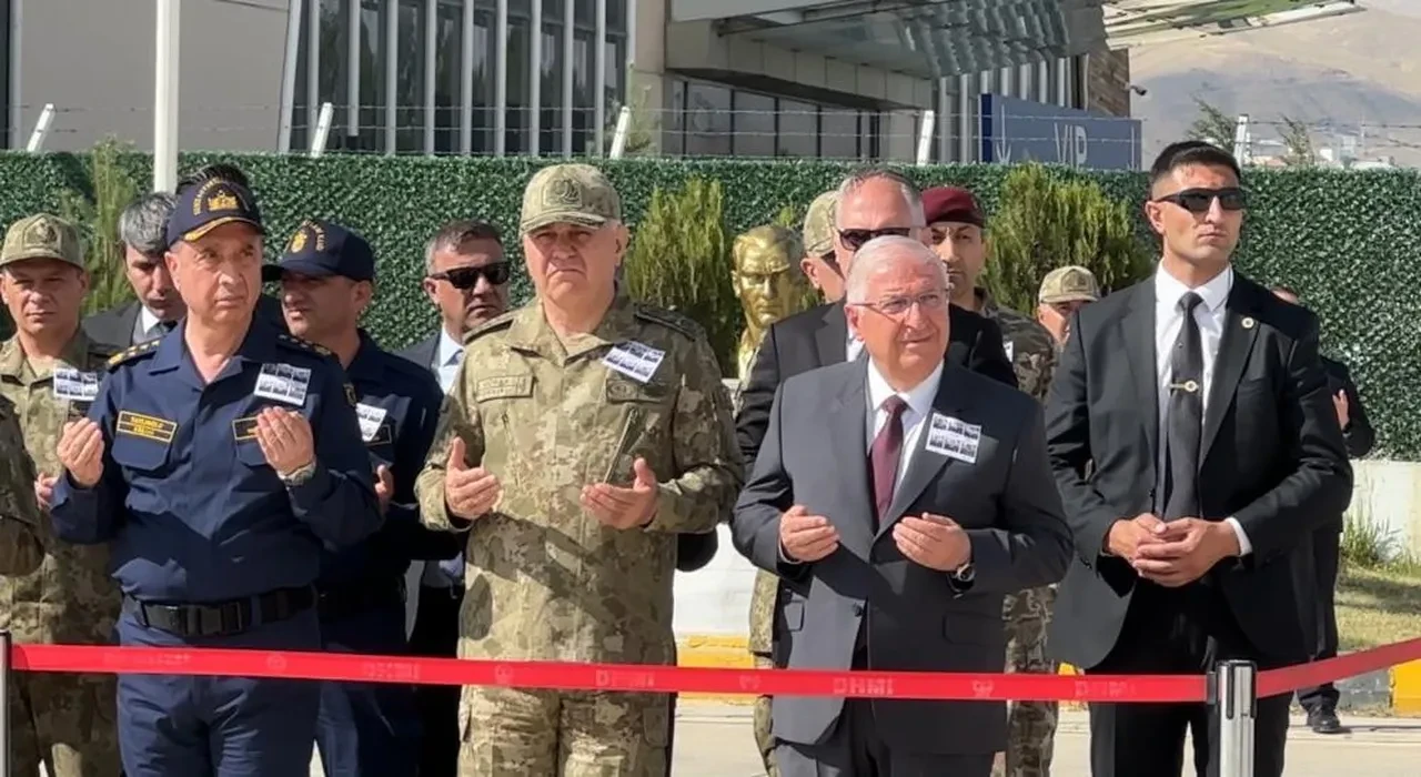 Pençe-Kilit şehitlerine acı veda! Gözyaşlarıyla ebediyete uğurlandılar
