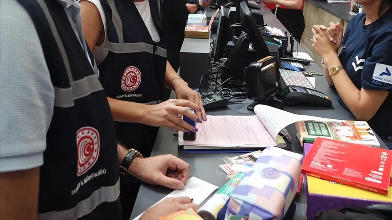 Ticaret Bakanlığı duyurdu: Fahiş fiyat, stokçuluk ve haksız reklamlara milyarlık ceza