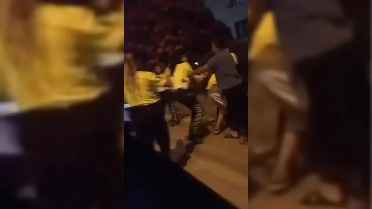 Ehliyetsiz sürücüye ceza kesildi, babası olay çıkardı! O anlar kamerada