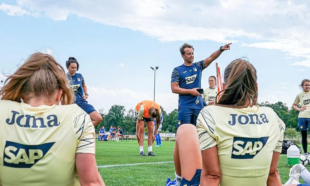 Gabor Gallai kimdir? Galatasaray Kadın Futbol Takımı'nın yeni teknik direktörü oldu