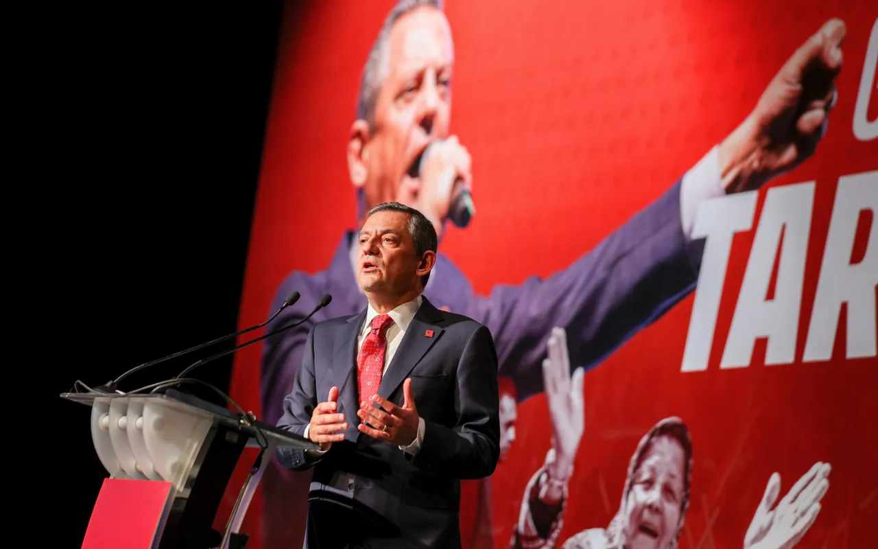 MHP lideri Bahçeli'den Özgür Özel'in sokak çağrısına sert tepki! 'Gez de görelim boyunun ölçüsünü alalım'