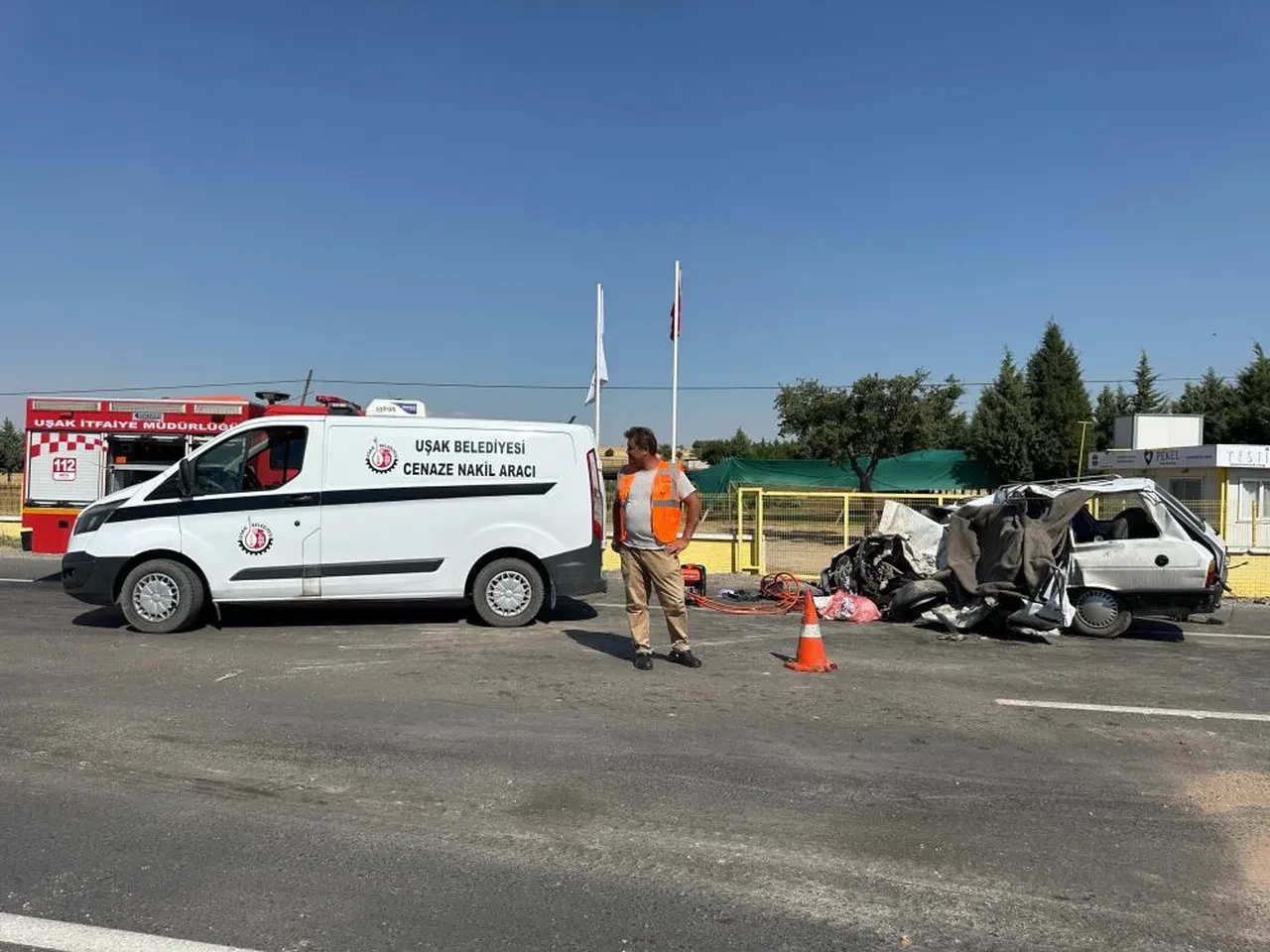 Otomobil kamyonla çarpıştı! Baba ve kızı hayatını kaybetti