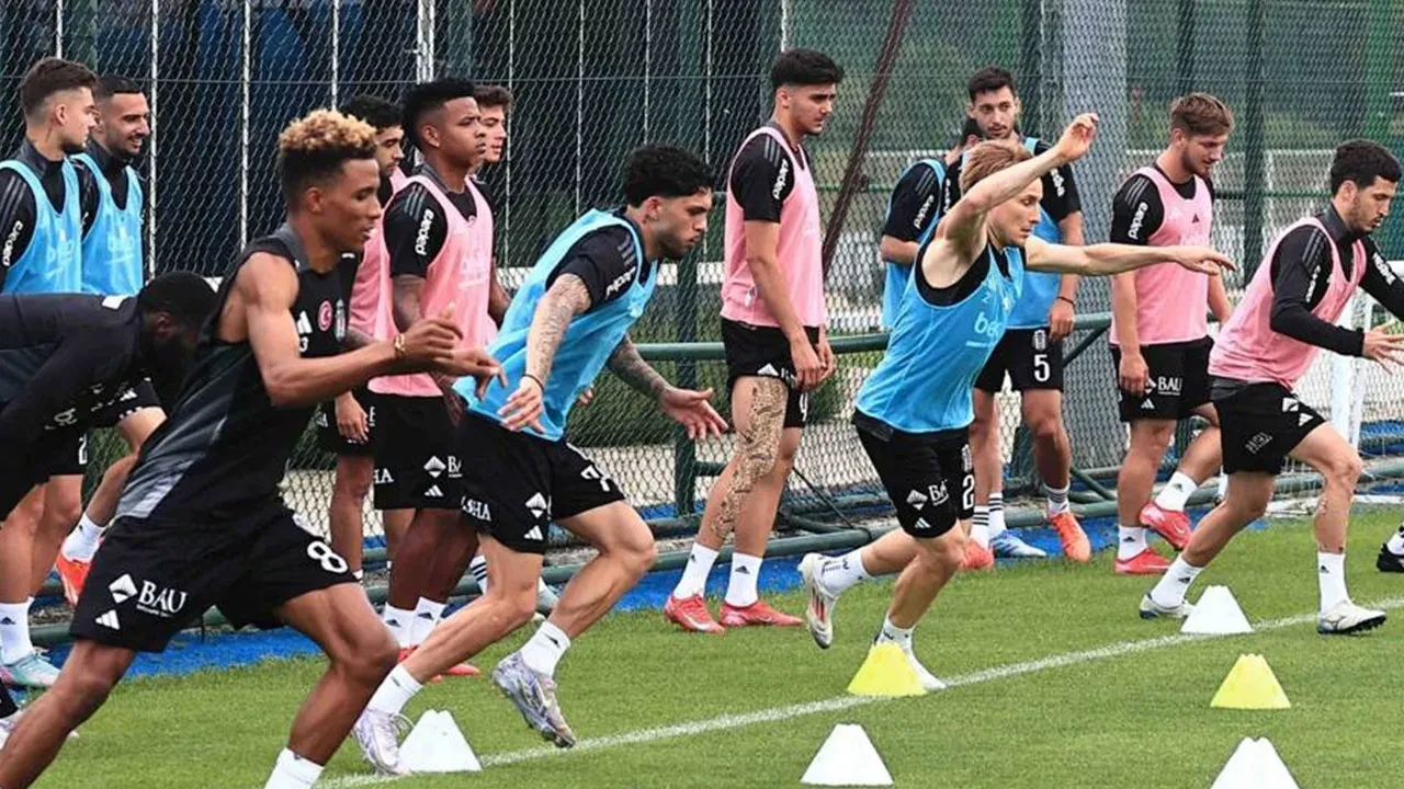 /spor/premier-lig-ekibi-genc-oyuncudan-vazgecmiyor-besiktas-icin-karar-vakti-3232661