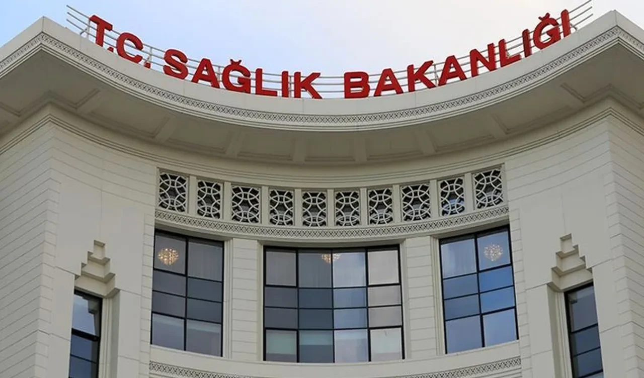 Sağlık Bakanlığı uyardı! Sıvı tüketimine ve beslenme düzenine dikkat