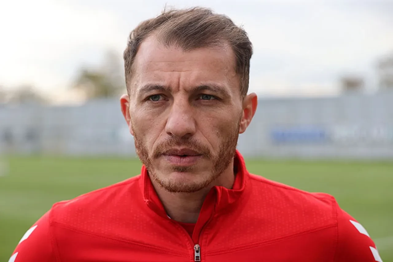 Sivasspor'da bir devrin sonu! Ziya Erdal'dan sert veda