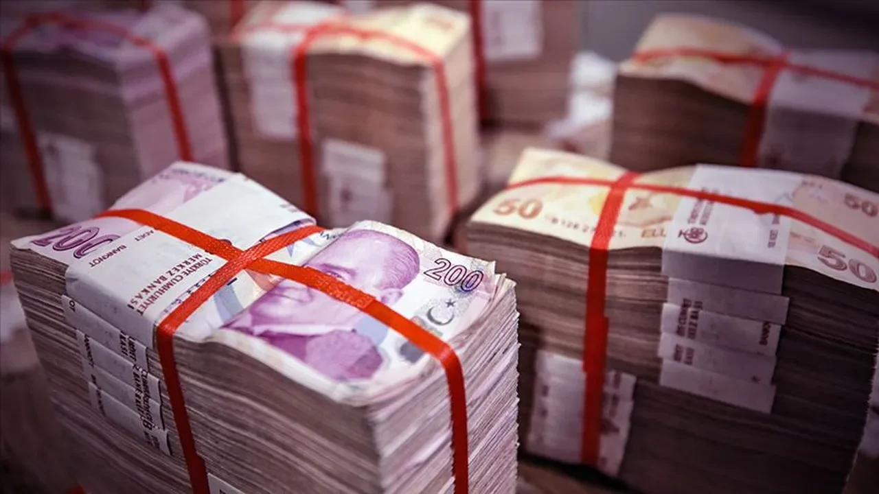 15 Temmuz'da bankalar çalışıyor mu? Açık olup olmadığı belli oldu