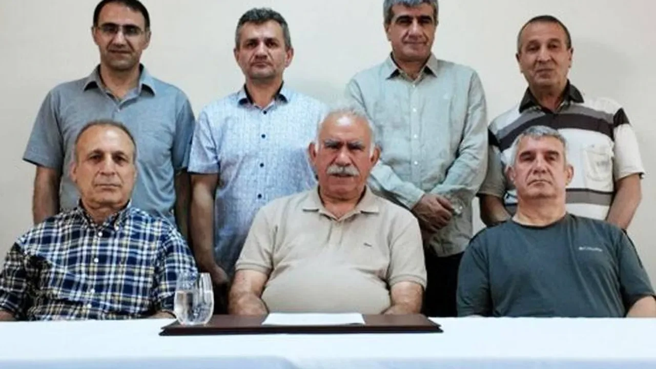 Teröristbaşı Abdullah Öcalan'dan terör örgütü PKK'ya bu kez videolu çağrı geldi