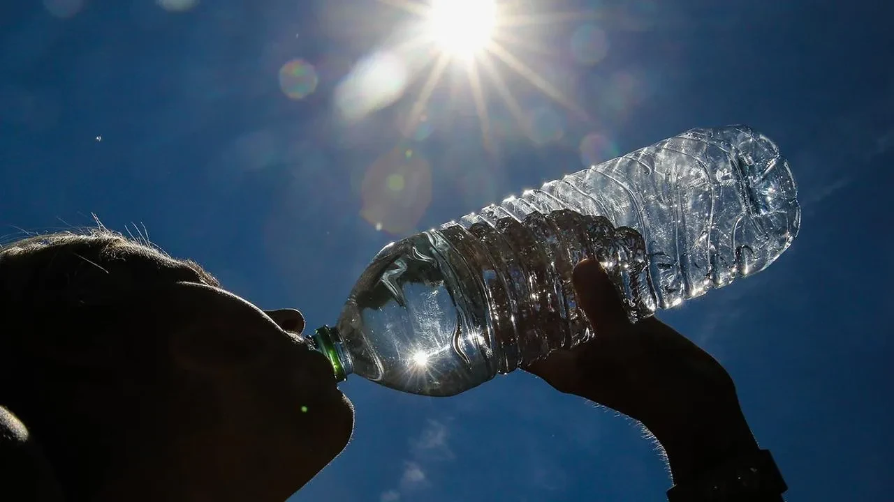 Afrika sıcakları kavuracak! Meteoroloji ve bakanlık alarma geçti: Bu saatlerde güneşten uzak durun
