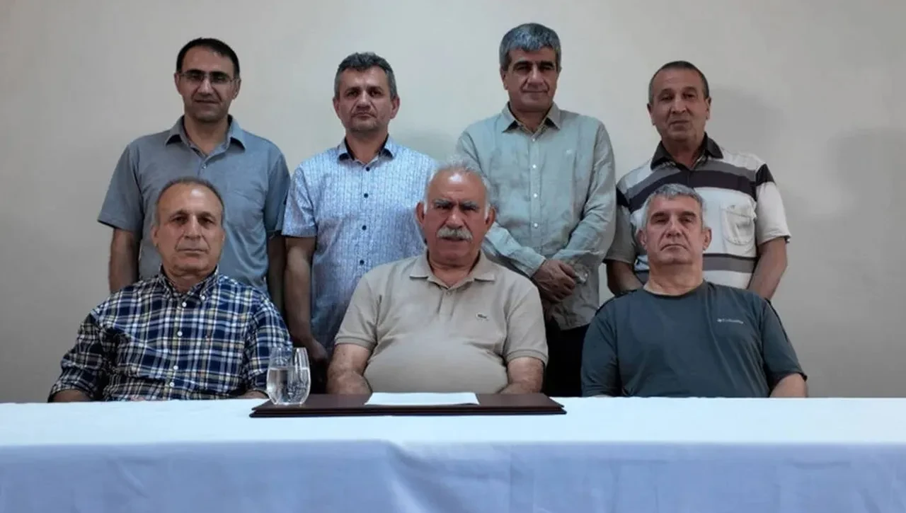 AK Parti Sözcüsü Ömer Çelik Terörsüz Türkiye süreci için tarih verdi: Cumhurbaşkanımız tarihi bir konuşma yapacak