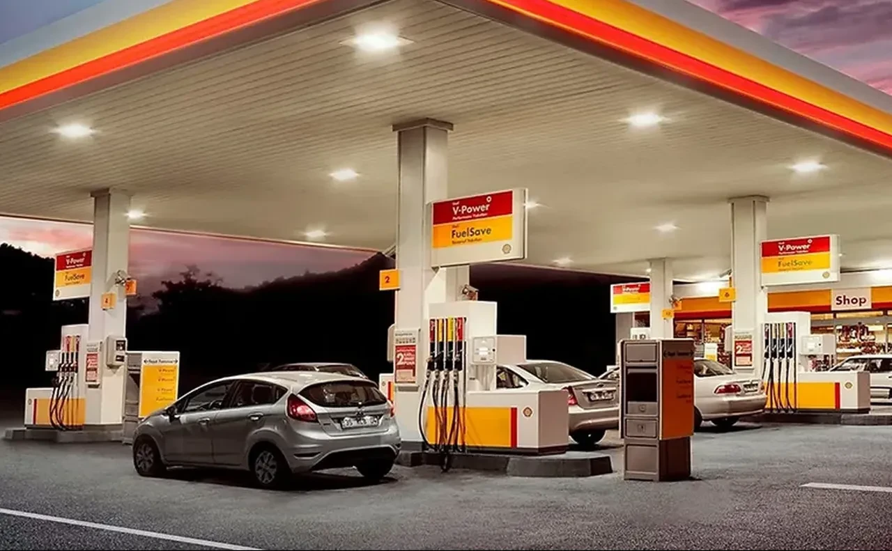 Akaryakıt fiyatları yerinde durmuyor! Motorine bir zam daha! Pompaya yansıdı