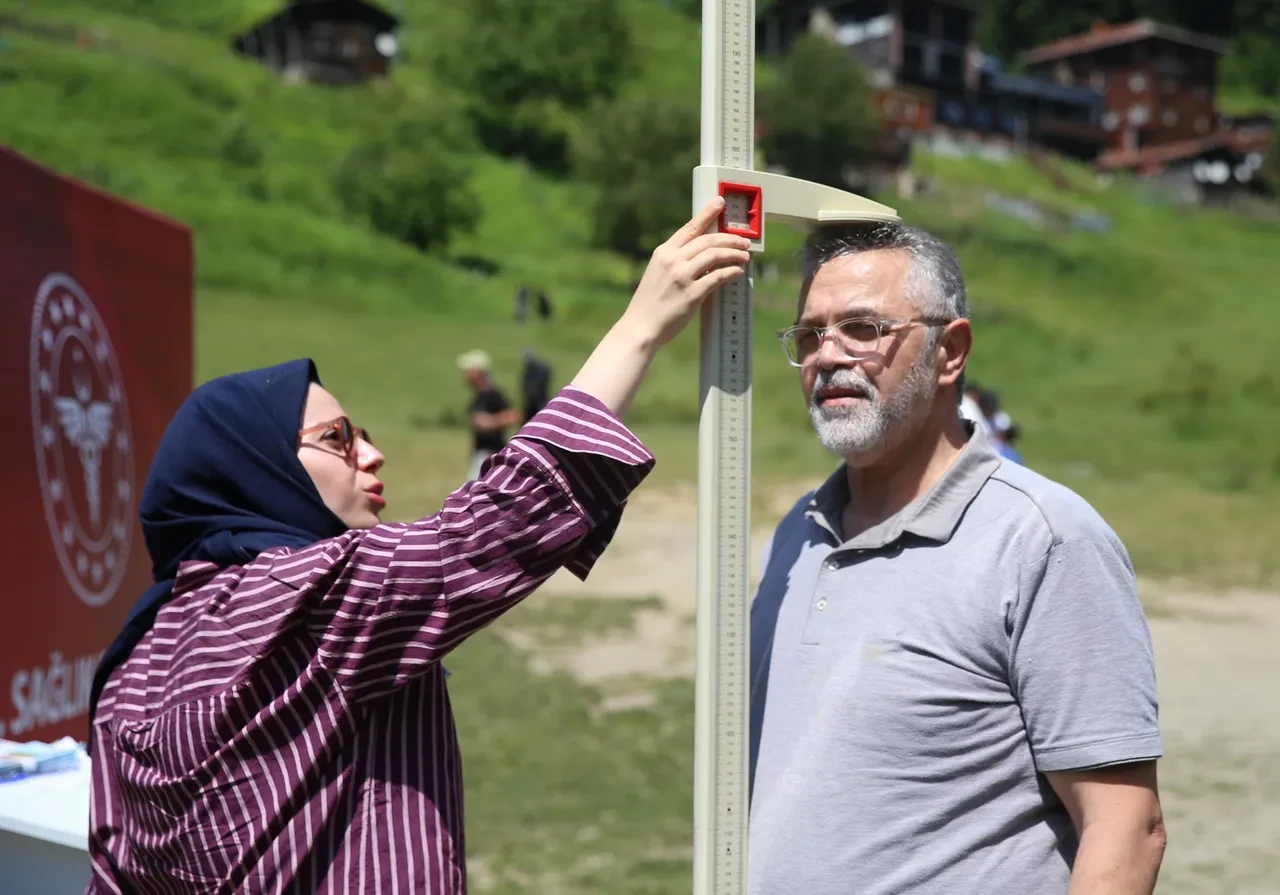 Ayder Yaylası'nda obeziteye karşı horonlu farkındalık!