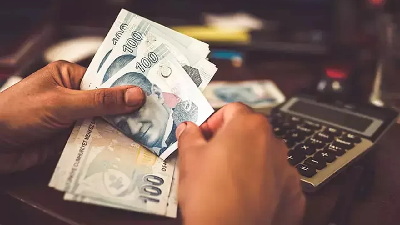 Bankada parası olanlar dikkat! Yatırım fonları ve TL mevduatta stopaj kararı