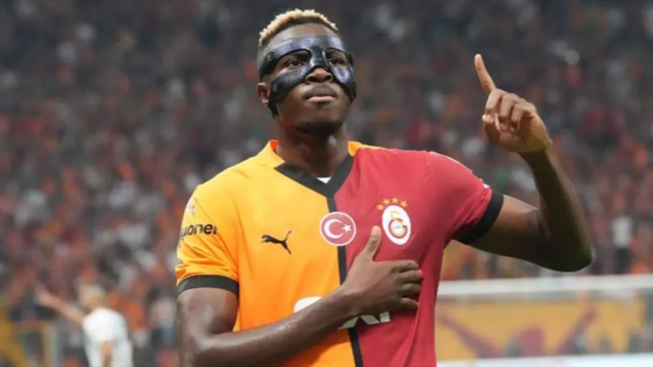 Galatasaray Victor Osimhen için bonservis kararını verdi!  