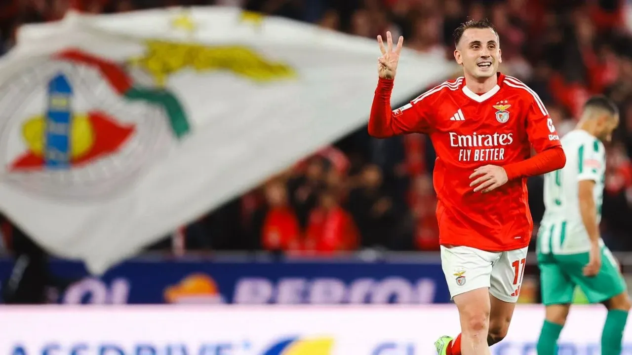 Kerem Aktürkoğlu Beşiktaş'a gelecek mi? Serdar Adalı'nın İstanbul'a geleceği saat belli oldu