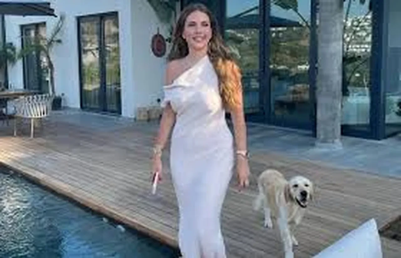 Ünlü oyuncu Eda Ece, 27 yıl önceki halini paylaştı! 