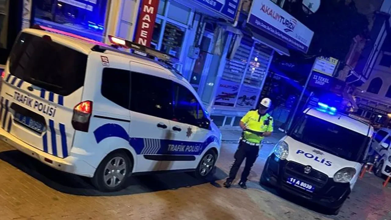 Sokak ortasında kanlı infaz! 21 yaşındaki genç hayatını kaybetti