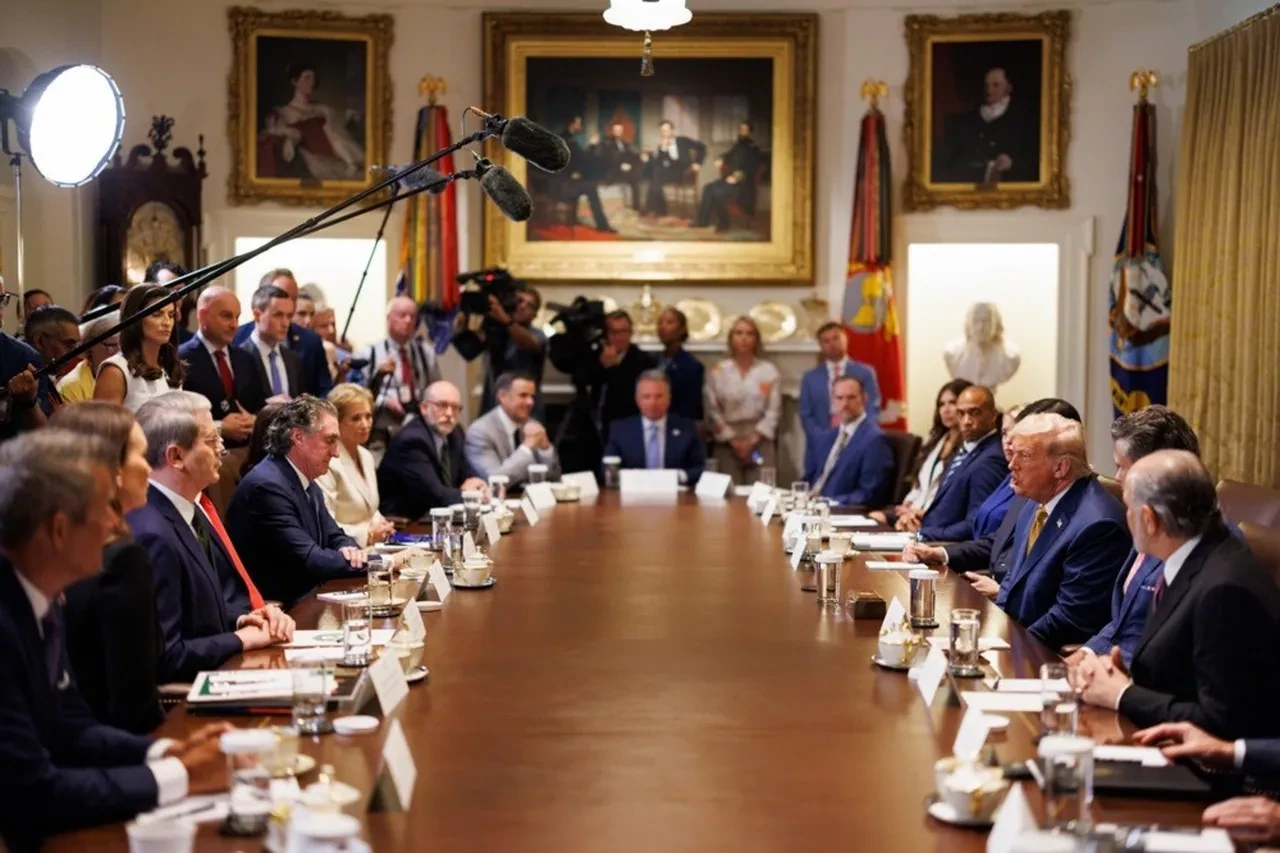 Trump sinyali verdi: Bakır, yarı iletken ve ilaçta vergi artışı şoku! 