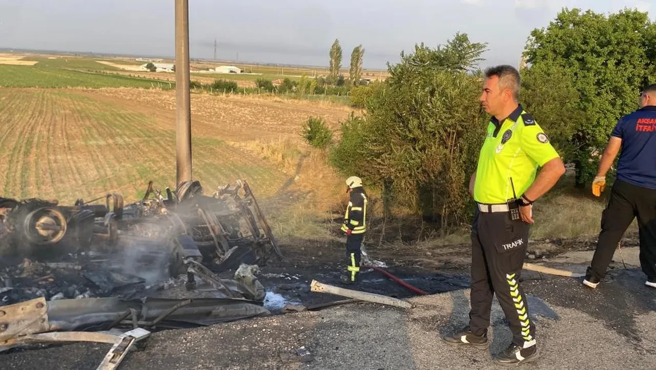 Aksaray'da korkunç kaza! Şarampole devrildi, alev alev yandı: Sürücü son anda kurtuldu