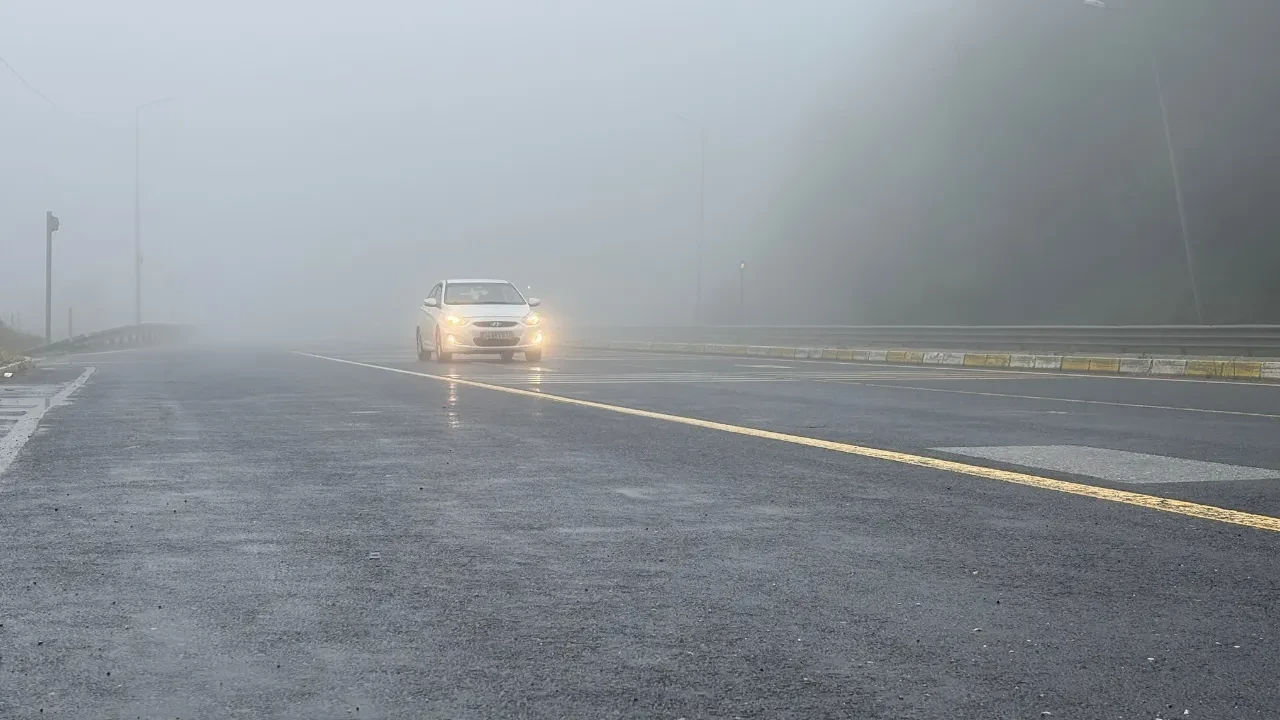 Bolu Dağı'nda göz gözü görmüyor: Görüş mesafesi 25 metre