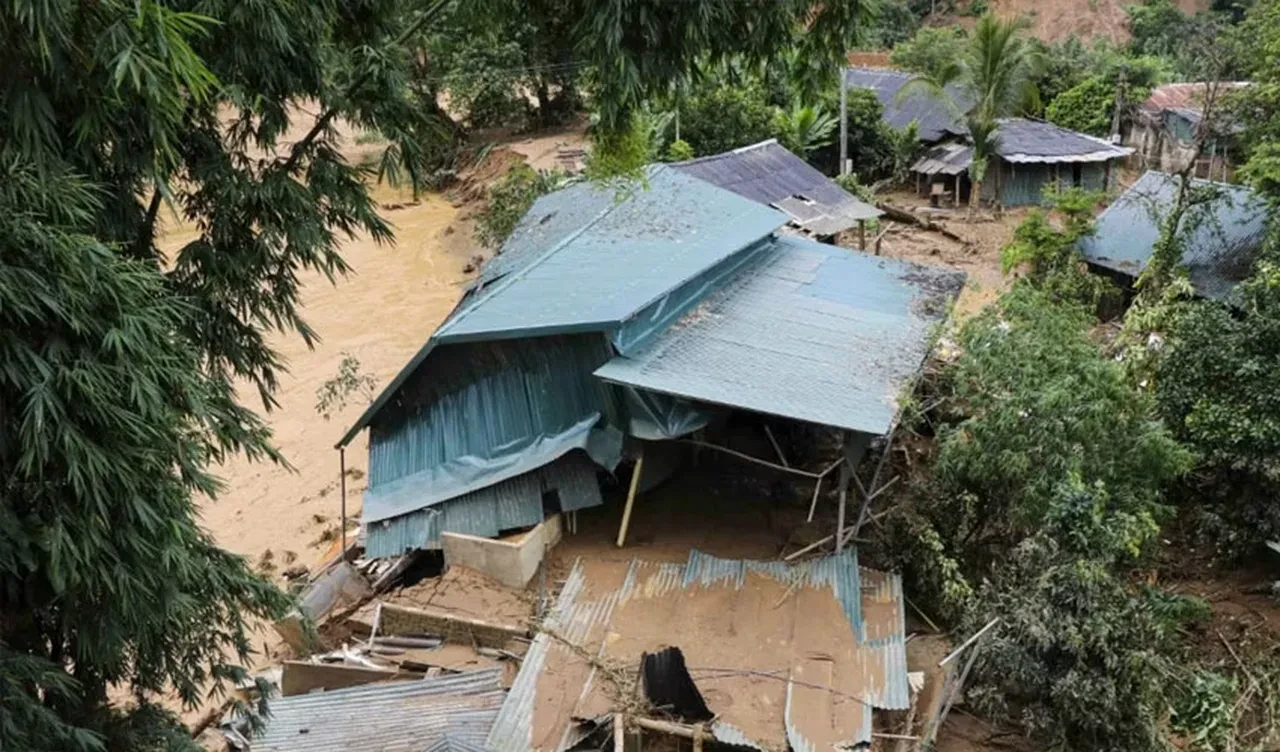 Deniz suyu yükseldi, Vietnam kabusu yaşadı! Ölü ve kayıplar var