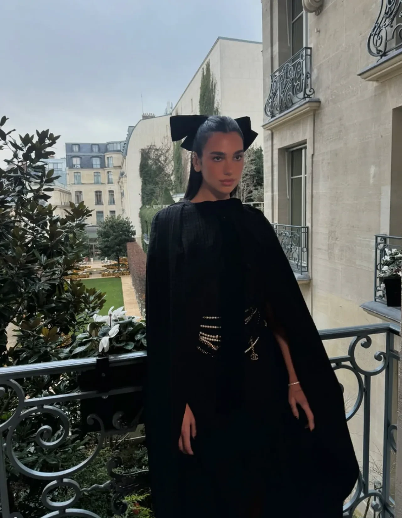 Dua Lipa, üçüncü vatandaşlığını aldı!