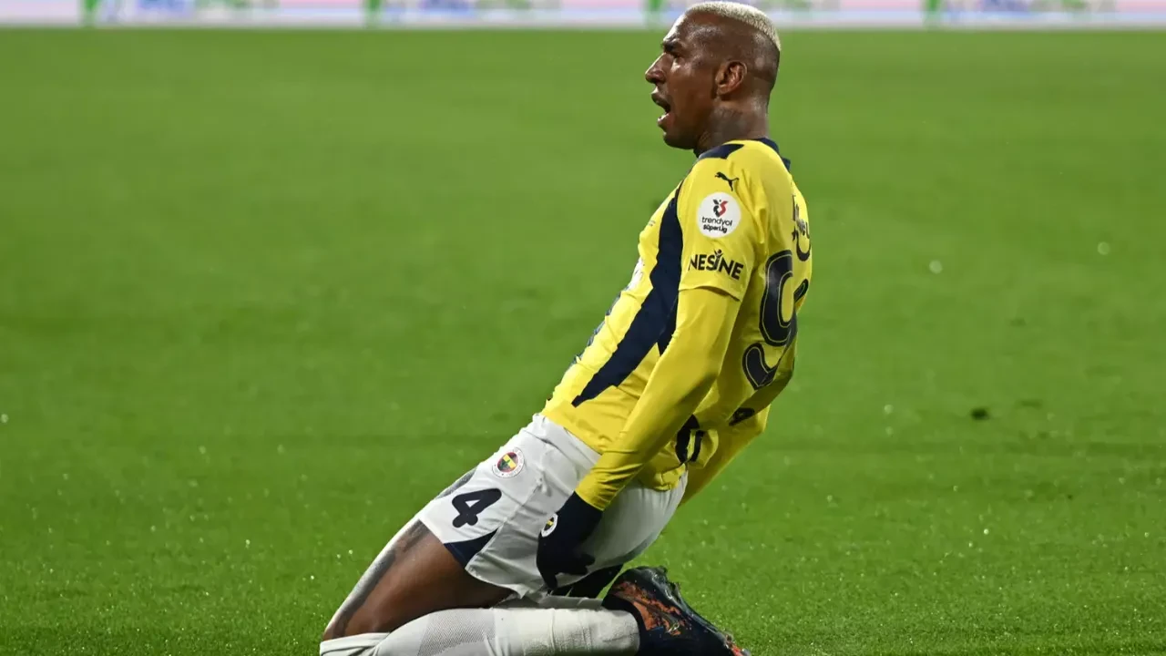 Fenerbahçe'de Anderson Talisca'nın dönüş tarihi netleşti! 