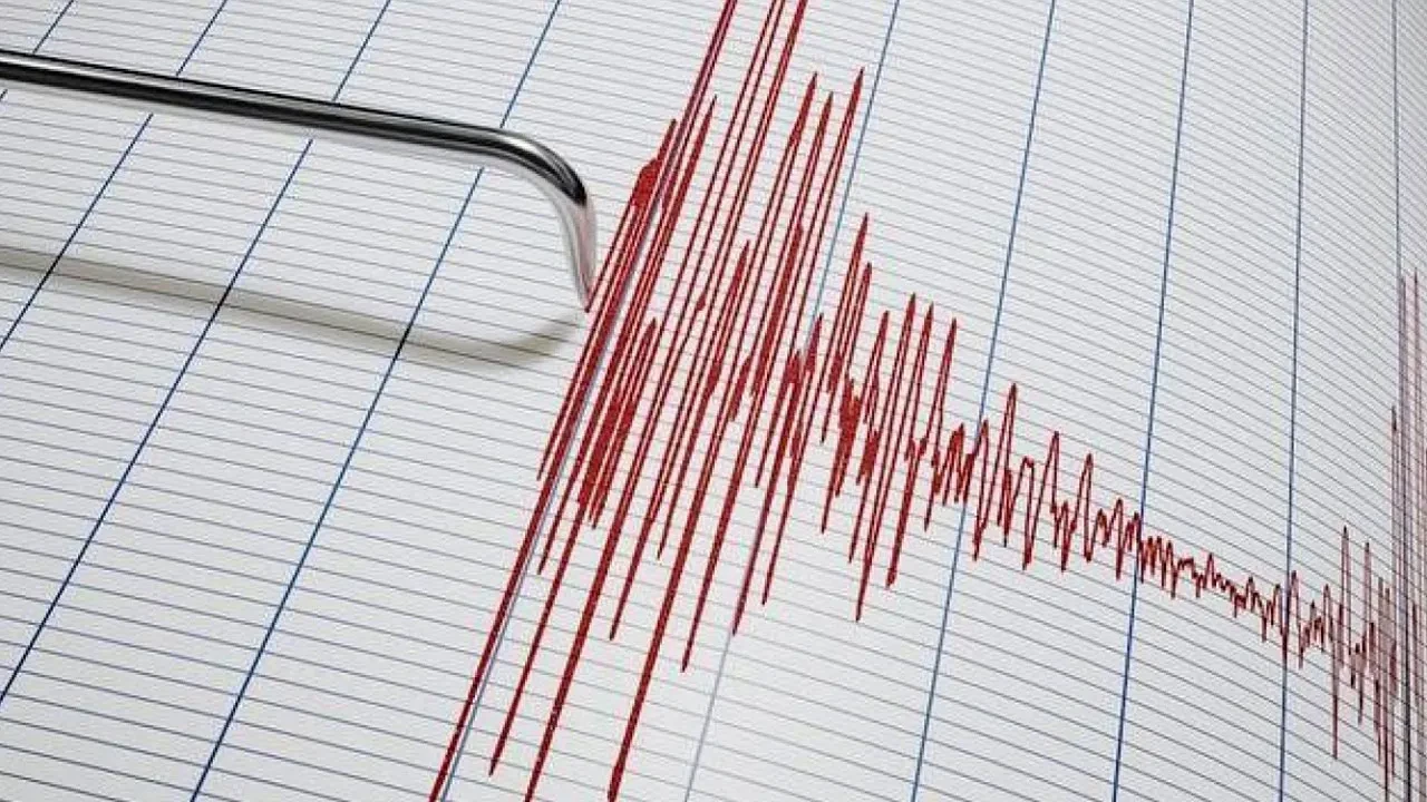 İzmir'de deprem oldu! AFAD duyurdu