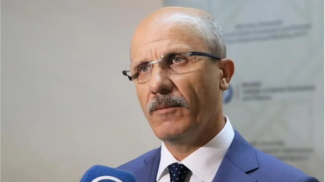 Prof. Dr. Erol Özvar kimdir? Yeniden YÖK Başkanı olarak atandı