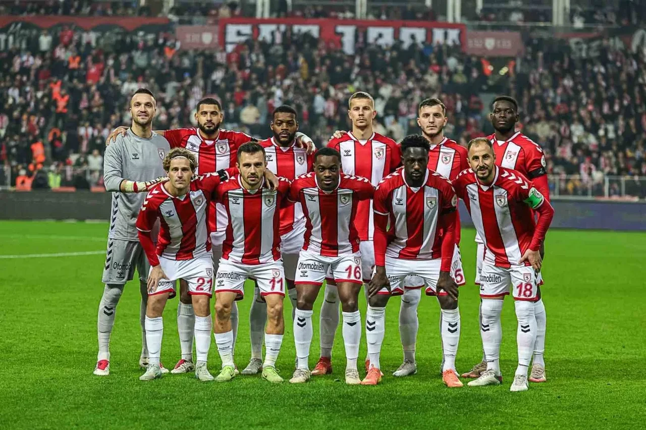 Samsunspor Dunkerque maçı canlı nereden izlenir, hangi kanalda? Hazırlık mücadelesine saatler kaldı