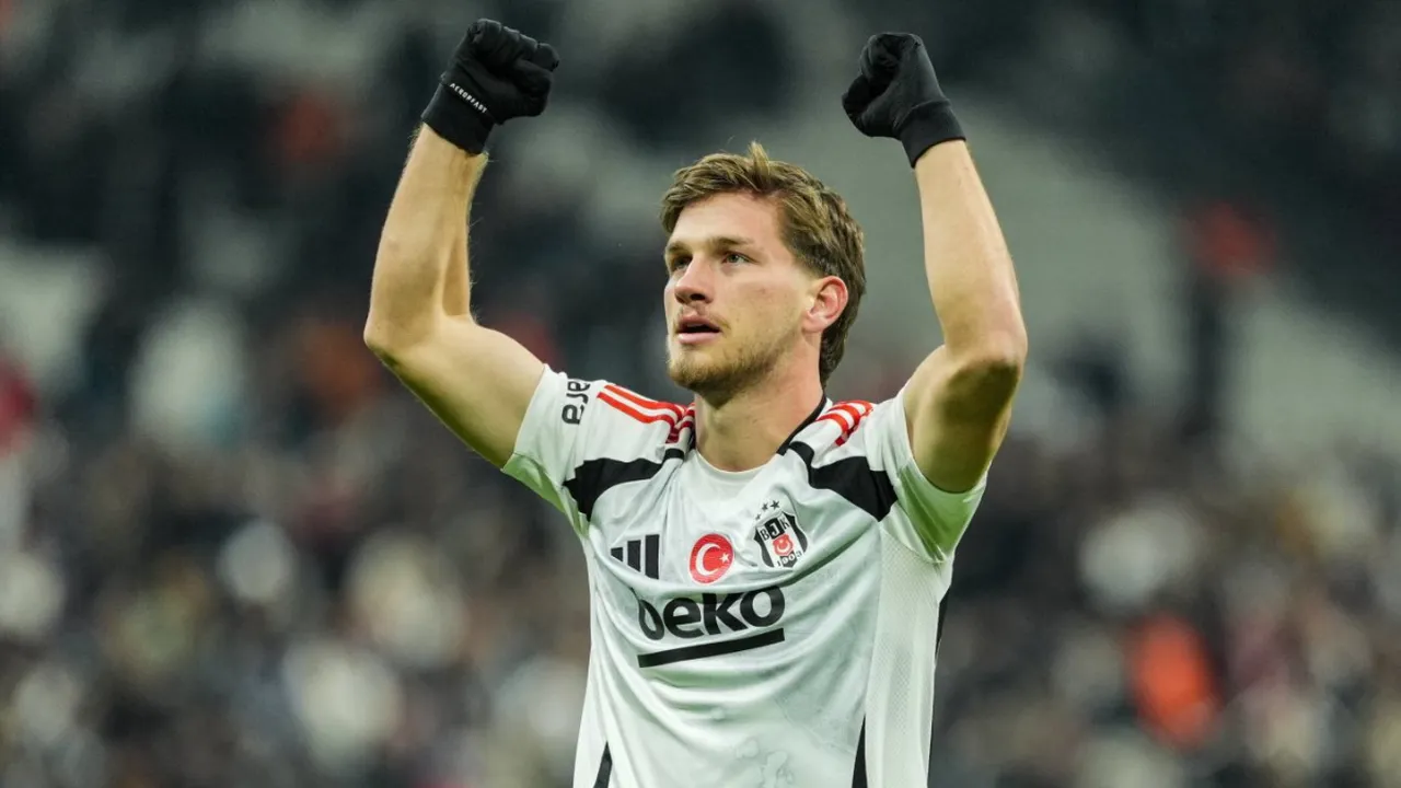 Semih Kılıçsoy yeni takımına gitti! Beşiktaş kasasına 15 milyon euro koyacak