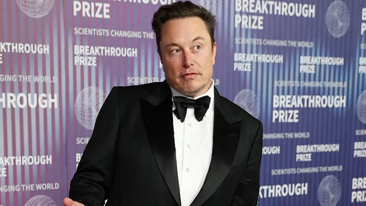 Tesla'nın ilk kurucusundan Cybertruck için olay sözler! Elon Musk ile gerilim